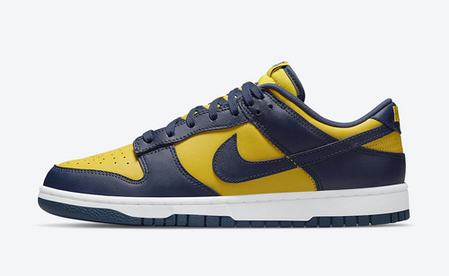 Dunk Low _Michigan_ style code_ dd1391-700 size_ 36-46-f64c78ab